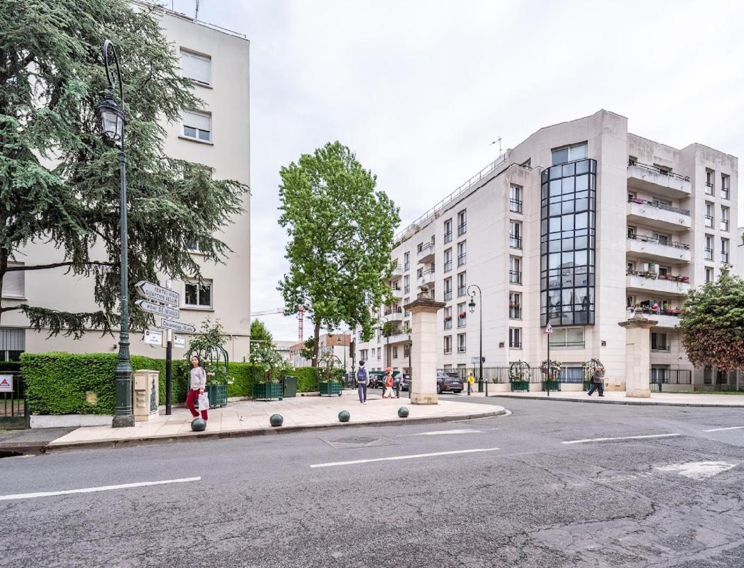 Appartamento Le Havre De Paix A Suresnes Esterno foto